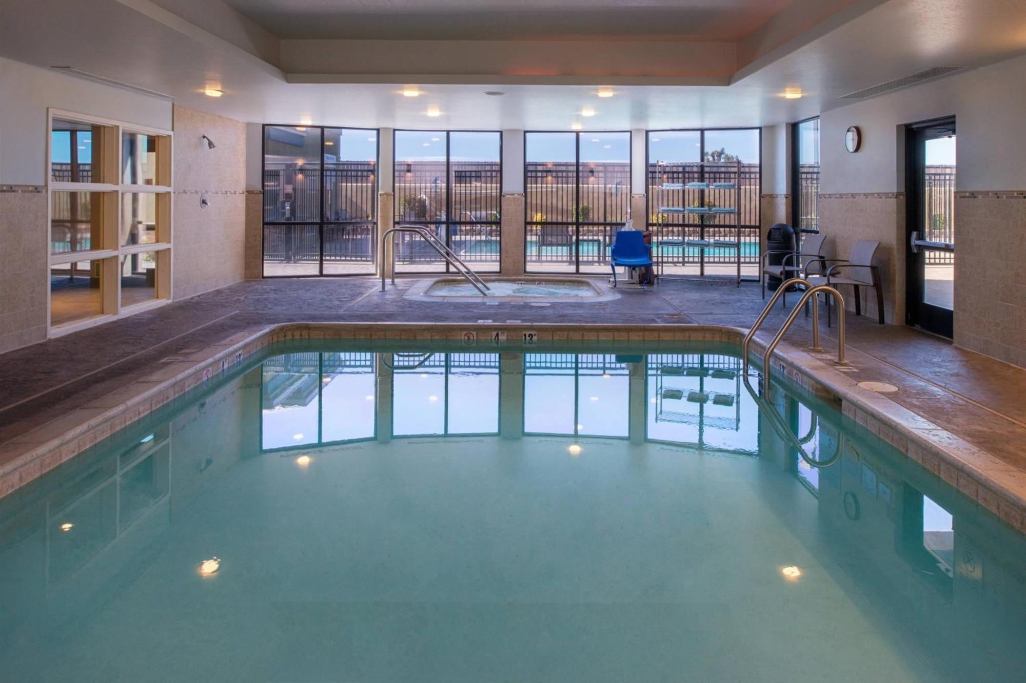 Courtyard By Marriott Victorville Hesperia Eksteriør billede