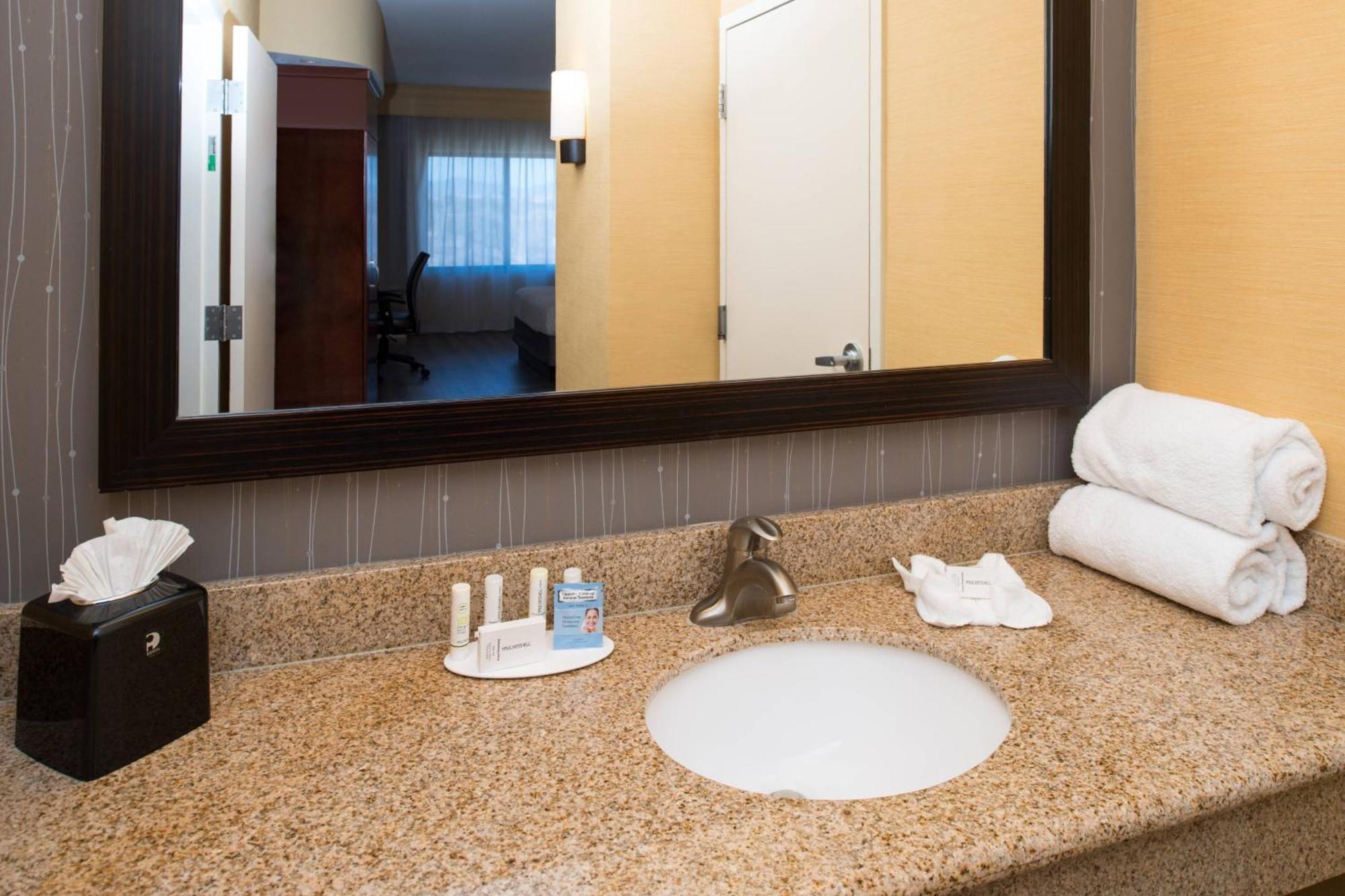Courtyard By Marriott Victorville Hesperia Eksteriør billede