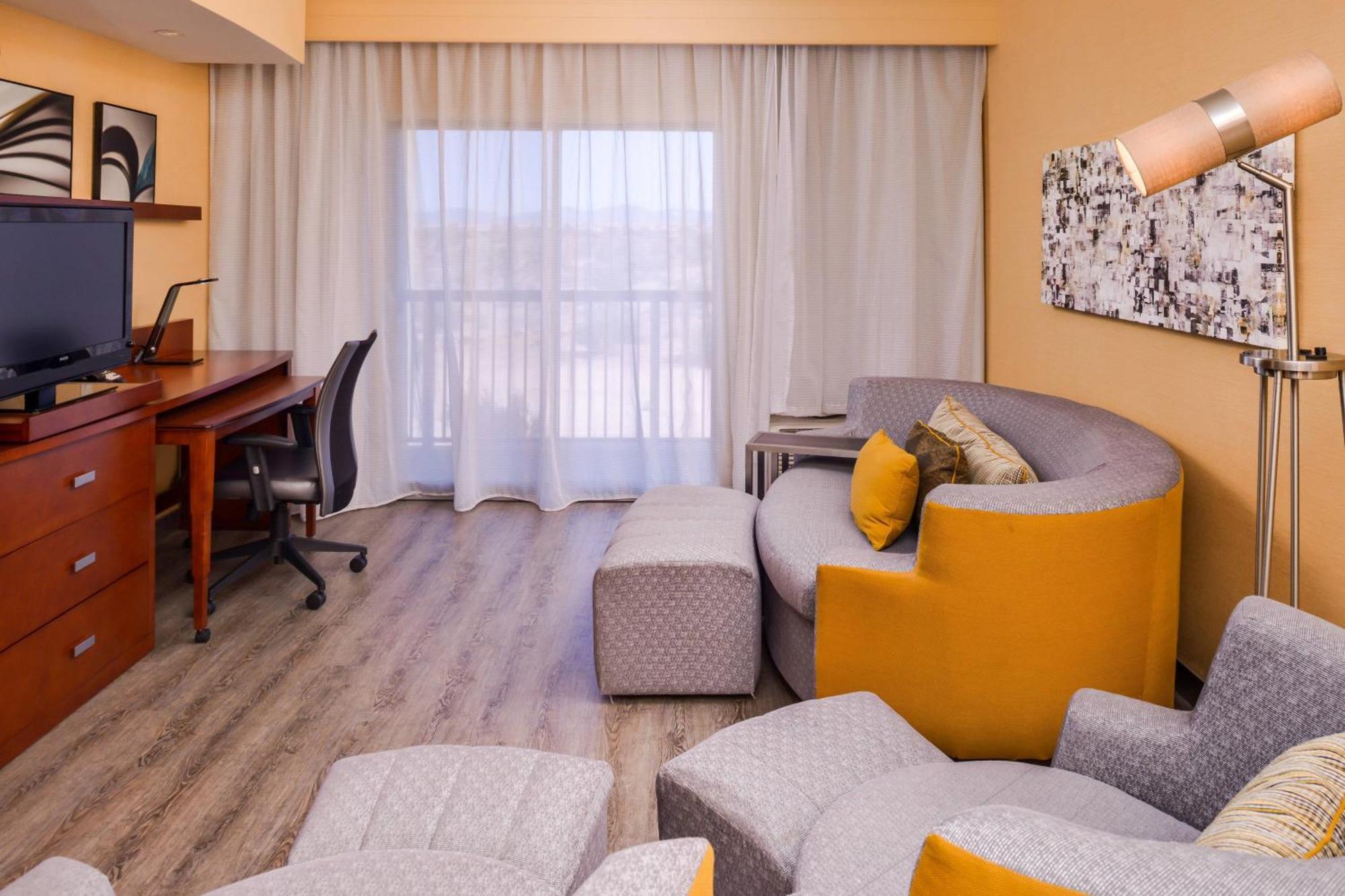 Courtyard By Marriott Victorville Hesperia Eksteriør billede