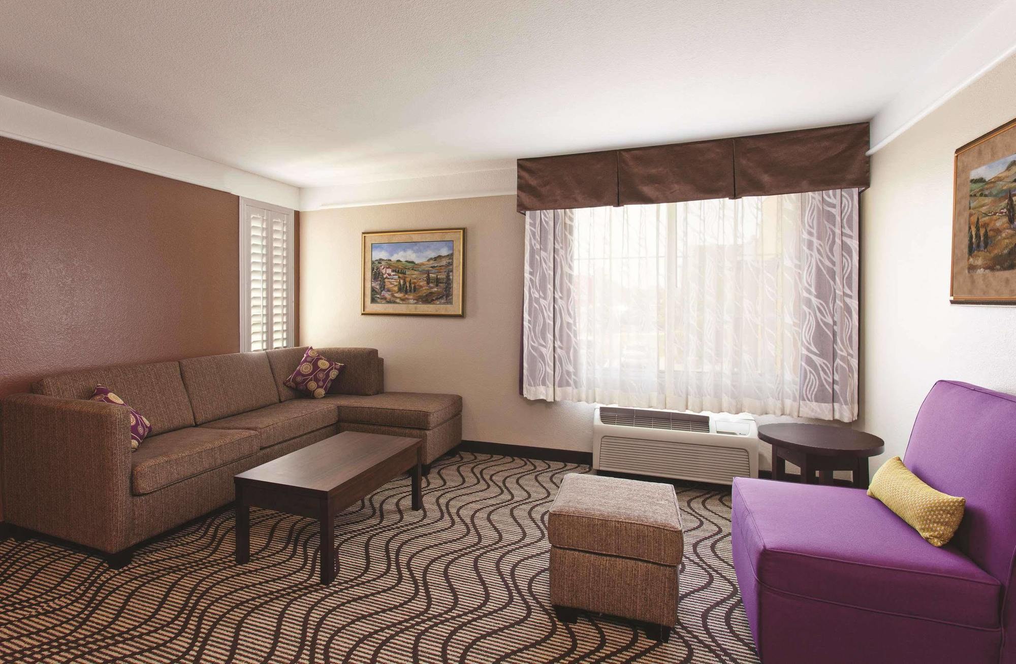 Courtyard By Marriott Victorville Hesperia Eksteriør billede